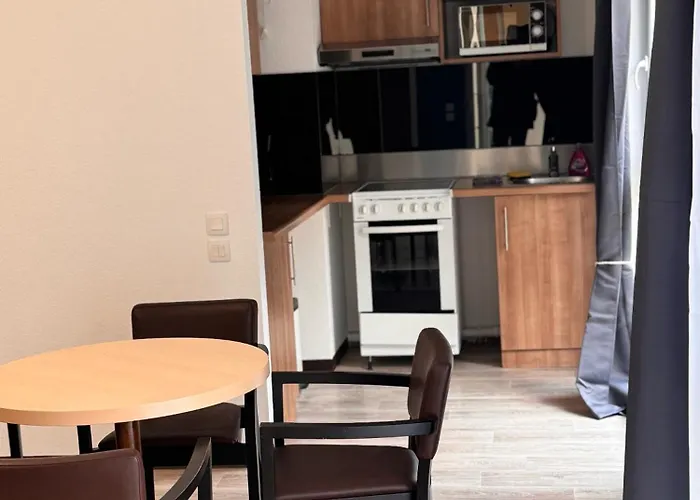 Kosy 7eme Art Aparthotel 3*